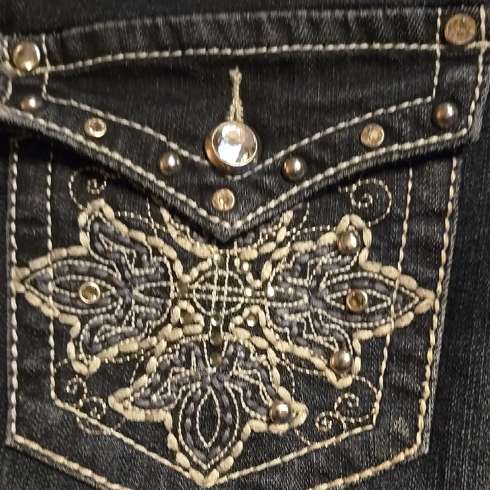 Earl Jeans Boot Cut Denim Jeans with Intricate Stitching and Back Pocket Detail. - Picture 2 of 8